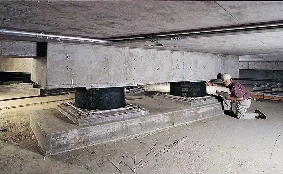 Diseño de Aislación Sísmica de Base en Osorno: Soluciones para Zona de Alta Sismicidad